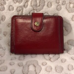 HOBO Vow Wallet in Cardinal red